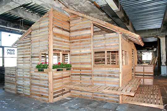 goodplans-pallet-project-house-re-nest